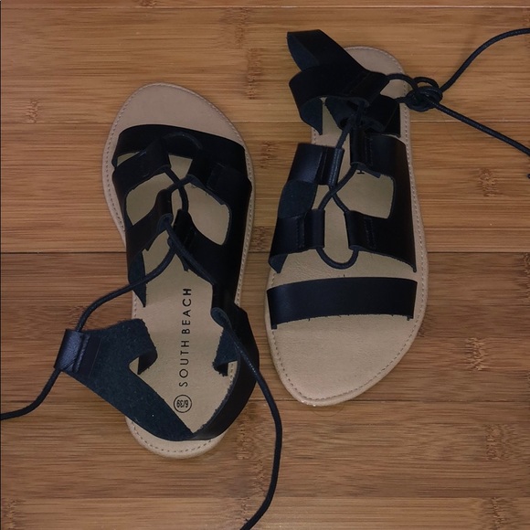 Gladiator sandals - Picture 2 of 3